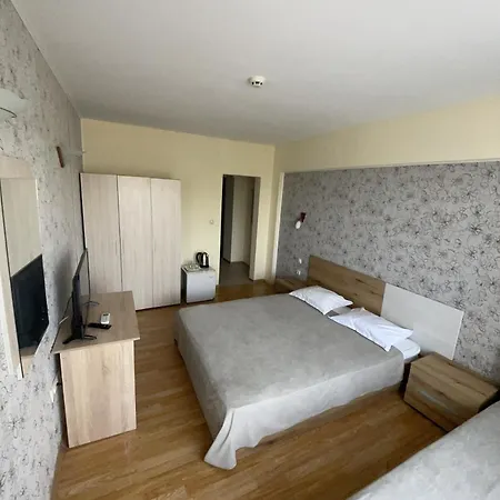 Apartmán Devora 1 & Bar & Restaurant *