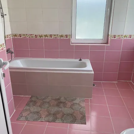 Devora 1 & Bar & Restaurant Apartmán *