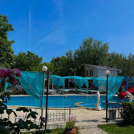 Devora 1 & Bar & Restaurant * 瓦爾納