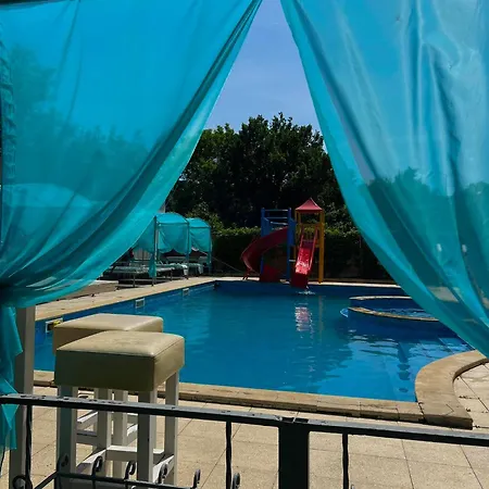 Devora 1 & Bar & Restaurant Apartmán Varna