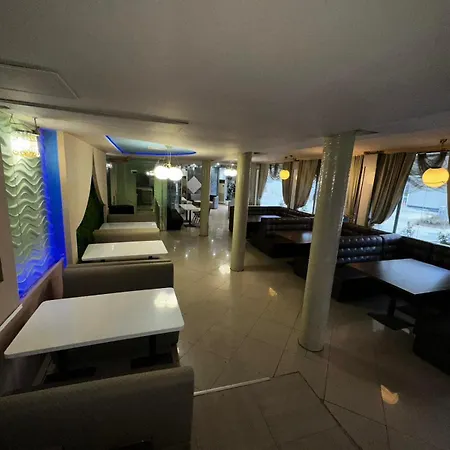 Devora 1 & Bar & Restaurant Lägenhet Varna