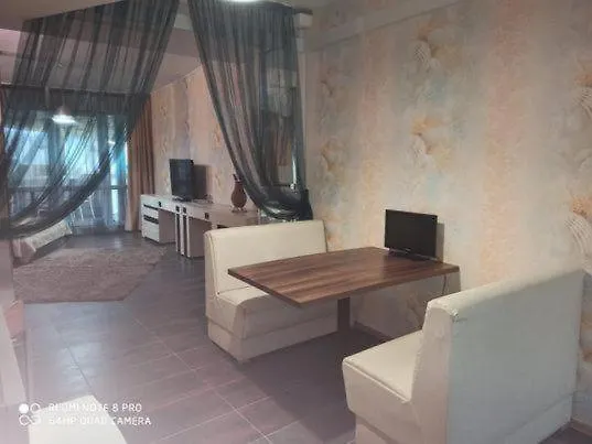 Devora 1 & Bar & Restaurant Апартаменты *