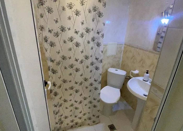 Devora 1 & Bar & Restaurant Апартаменты *