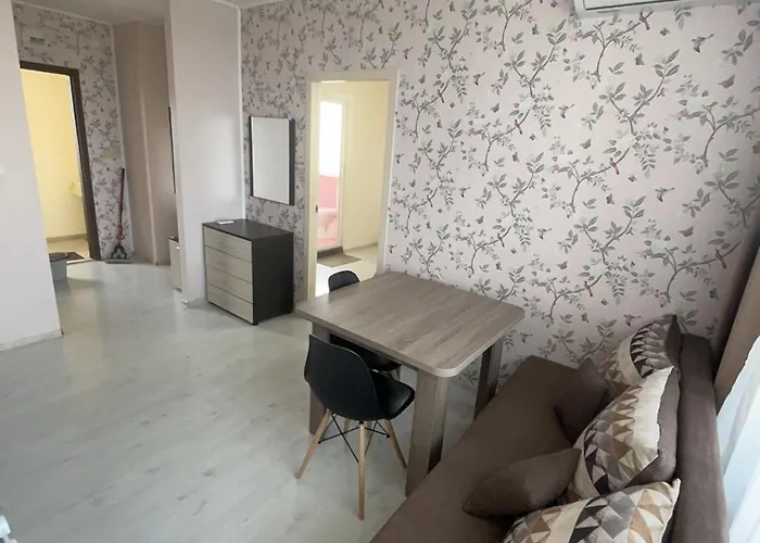 Devora 1 & Bar & Restaurant Апартаменты Варна