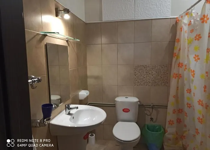 Devora 1 & Bar & Restaurant Апартаменты