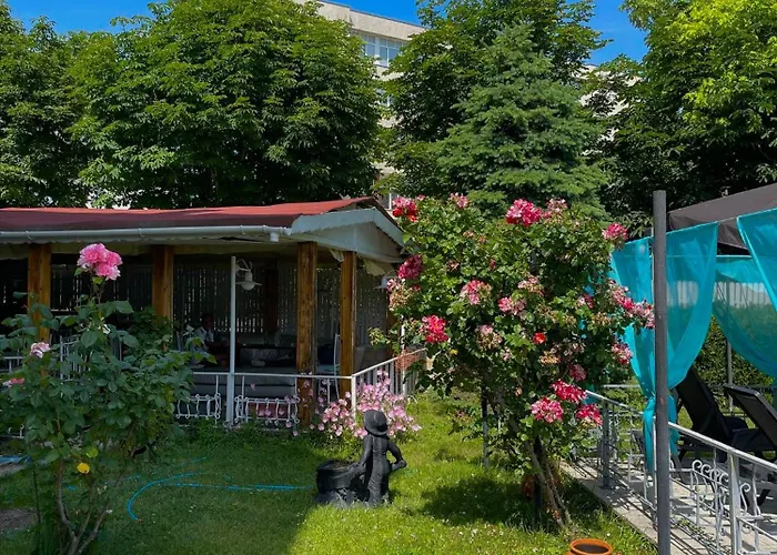 Devora 1 & Bar & Restaurant * Варна